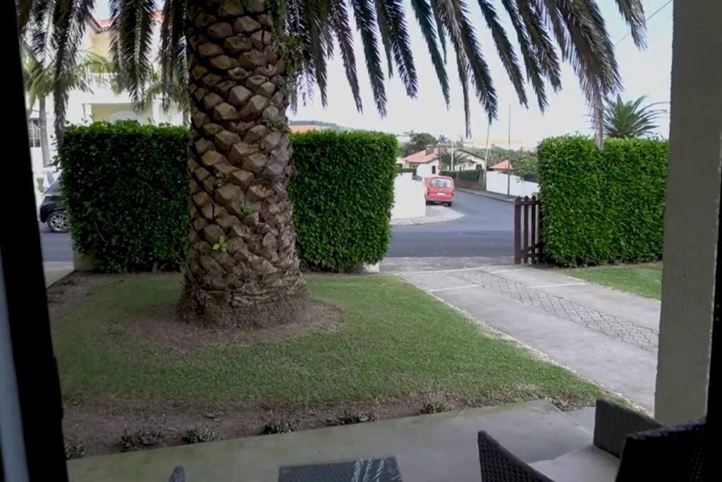 Vila Nova Vila Franca do Campo Esterno foto
